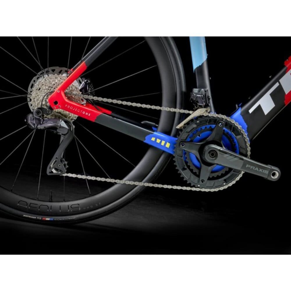 Trek Domane+ SLR 7 Carbon E-Rennrad 2025 Era White – Bild 10